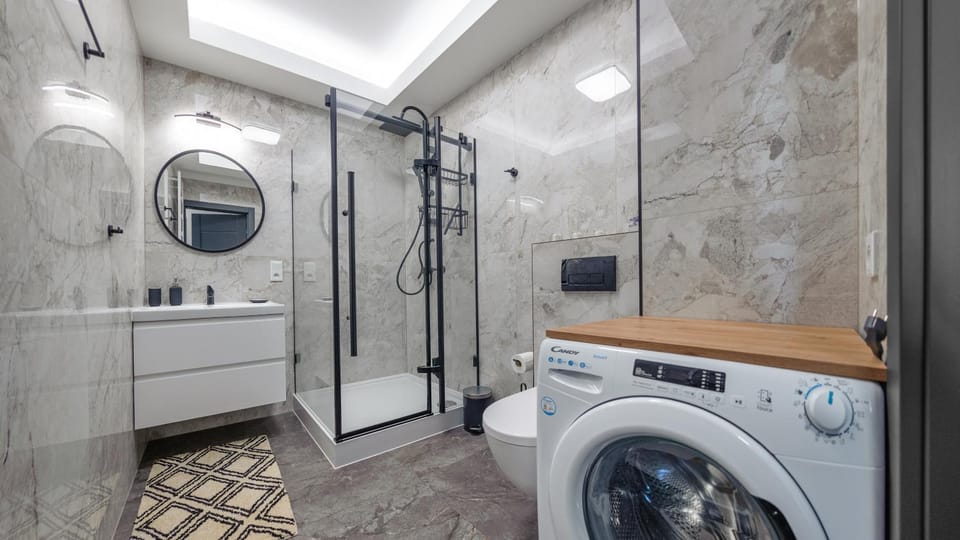 Shower, Bathroom, washing machine