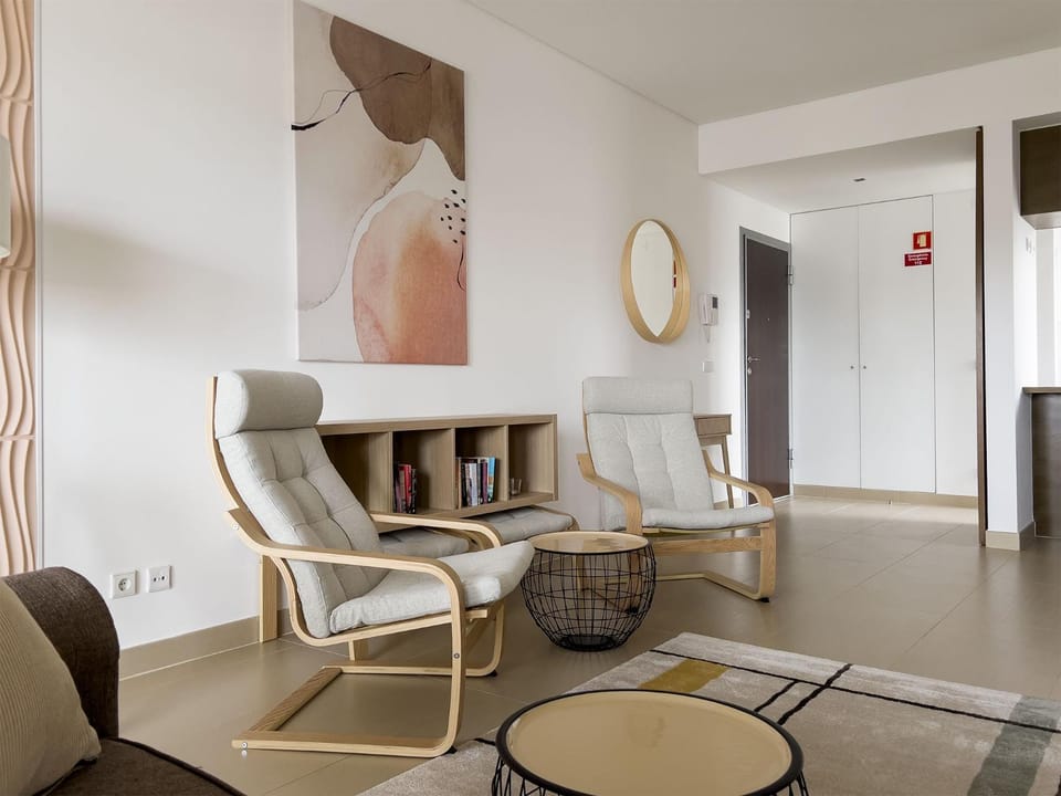 Communal lounge/ TV room, Living room, Seating area