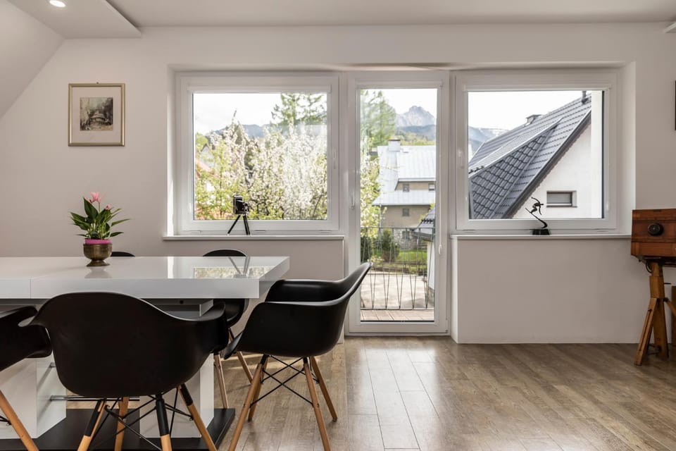 View (from property/room), Dining area