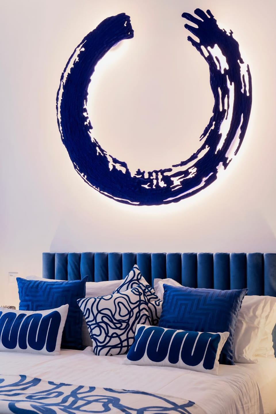 Photo of the whole room, Decorative detail, Bedroom