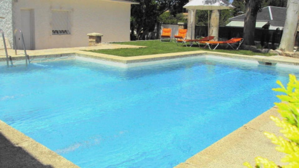 Villa Colmenar Villa in Community of Madrid