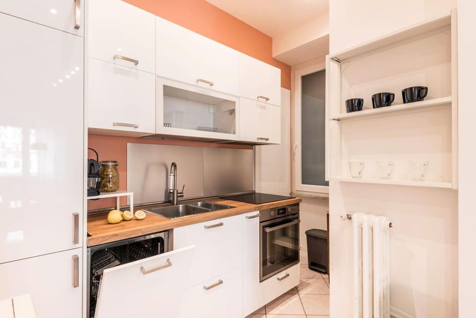 Kitchen or kitchenette, kitchen