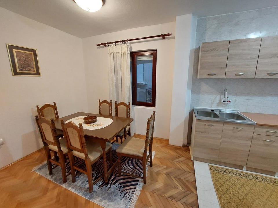 PEKOVIĆ Apartment in Montenegro