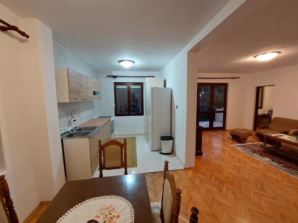 PEKOVIĆ Apartment in Montenegro