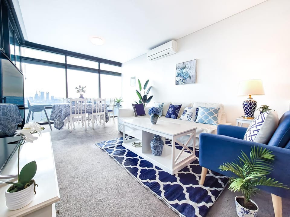 Hamptons Style 2BR & kid room w view in Olympic Park Apartment in Sydney