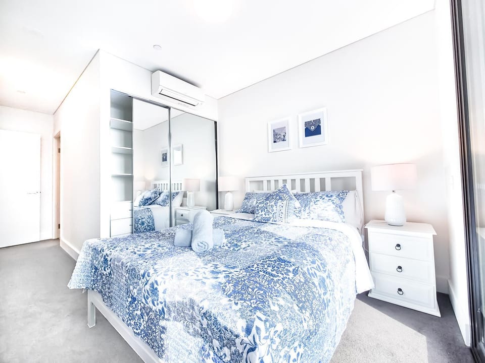 Hamptons Style 2BR & kid room w view in Olympic Park Apartment in Sydney