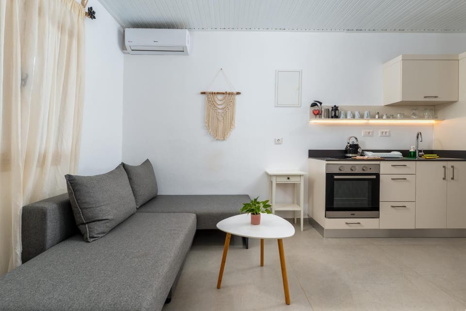 Living room, kitchen