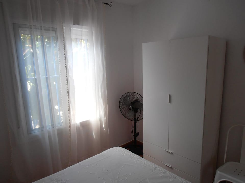 Bedroom, wardrobe