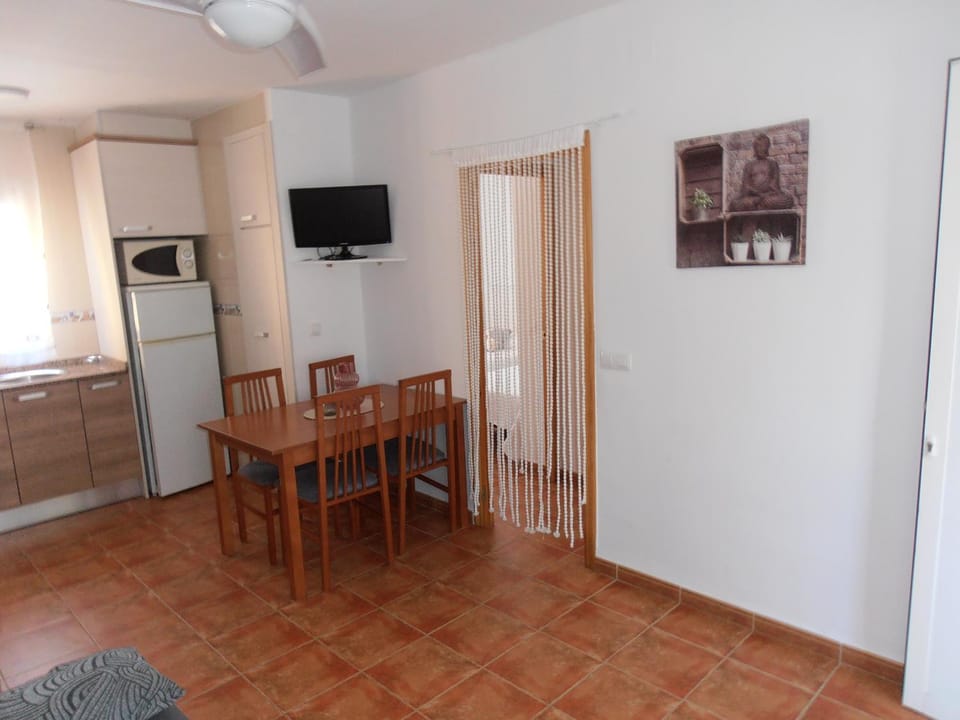 TV and multimedia, Kitchen or kitchenette, Dining area, pet friendly
