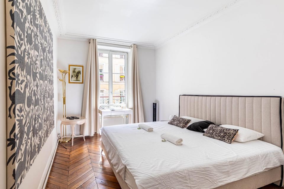 GuestReady - Elegance in trasbourg-Saint-Denis Apartment in Paris