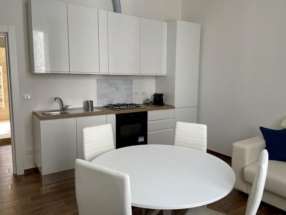 Living room, Seating area, kitchen