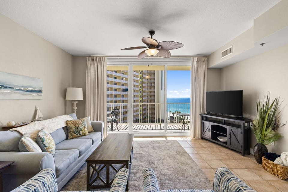 Gulf-Front Shores of Panama Condo w/ Balcony & Resort Amenities Apartment in Panama City Beach