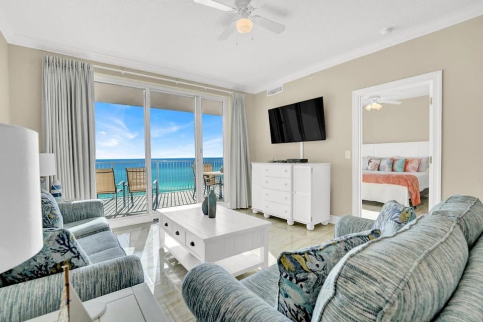 Family-Friendly 2BR Beachfront Retreat w/ Indoor & Outdoor Pools Apartment in Panama City Beach