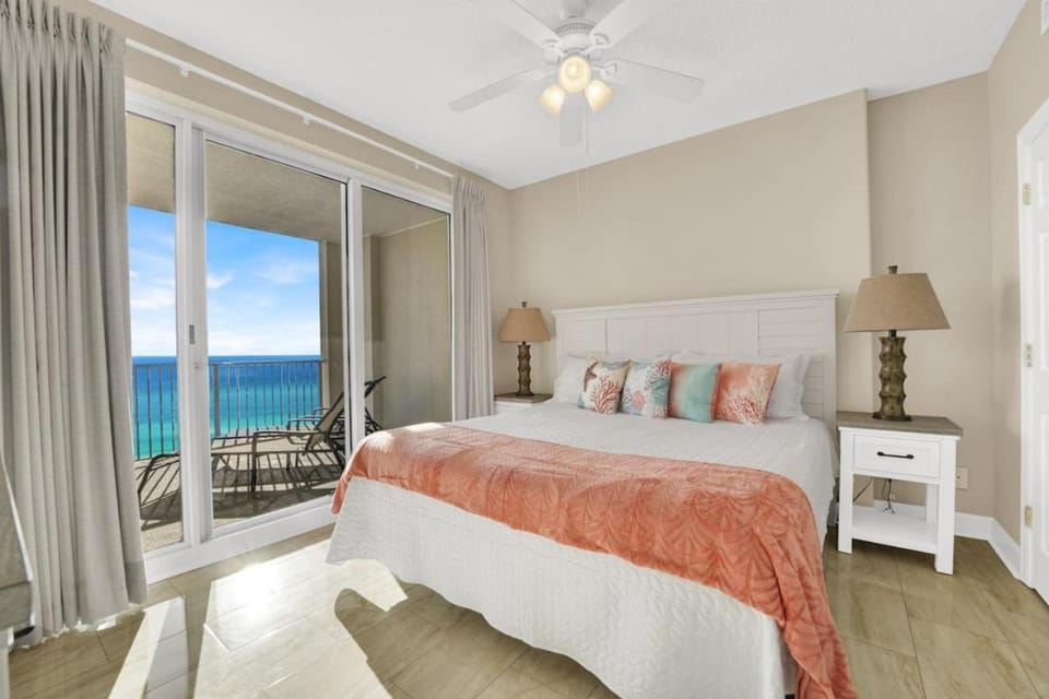 Family-Friendly 2BR Beachfront Retreat w/ Indoor & Outdoor Pools Apartment in Panama City Beach