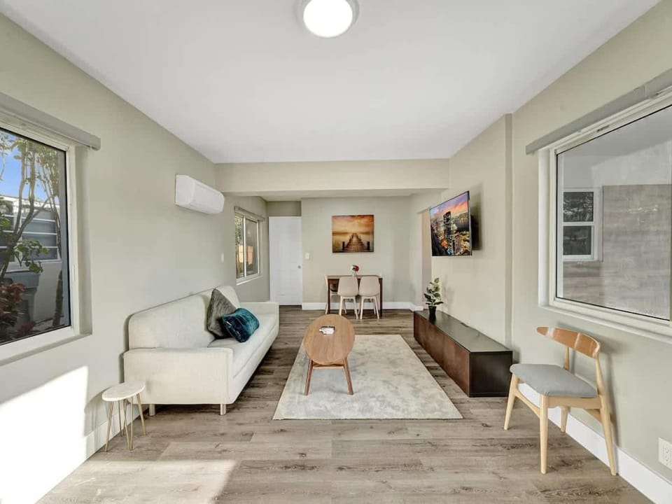 Pelican Cove 1BR with Private Patio in Pompano Apartment in Pompano Beach