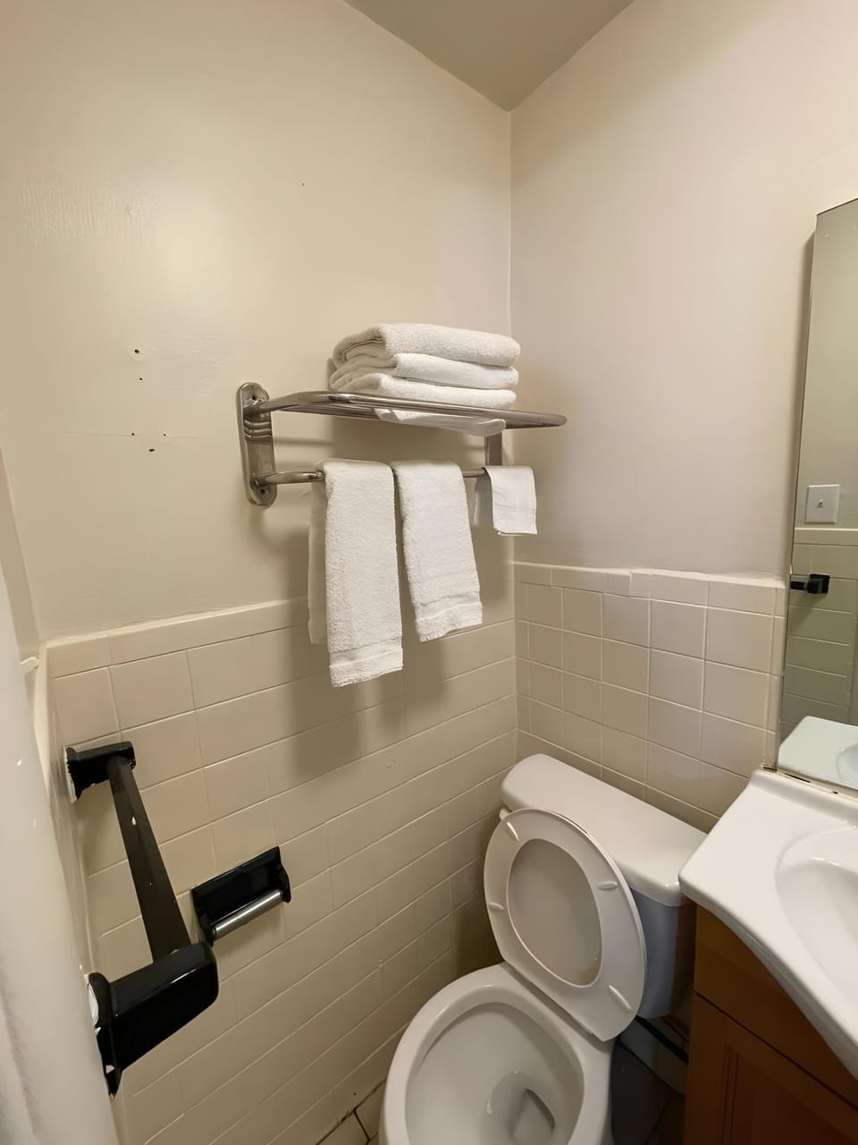 Bathroom, towels