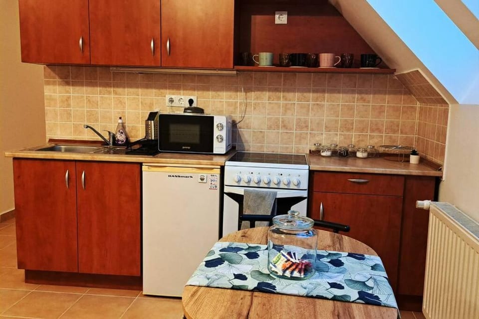 Zöld Orom Apartman Lakás Apartment in Hungary