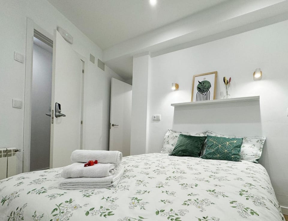 PENSION MYD La Vega Bed and Breakfast in Oviedo