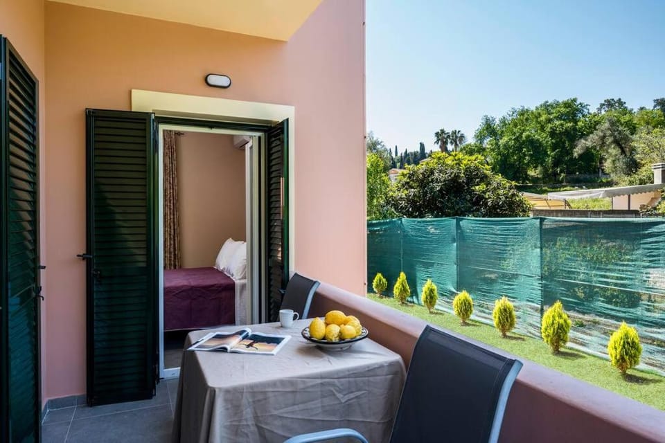 Patio, Seating area
