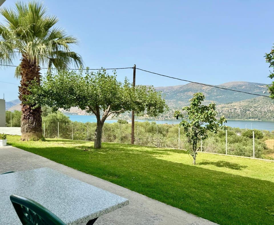 Day, Natural landscape, Garden, Garden, Garden view, Lake view, Mountain view