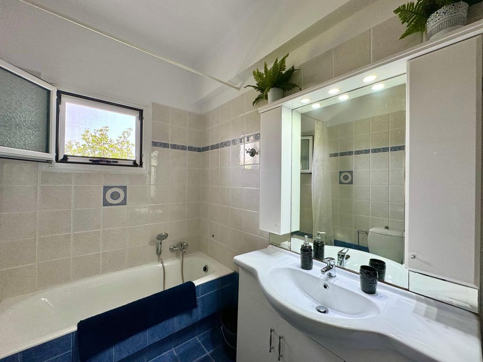 Shower, Bathroom, Bath