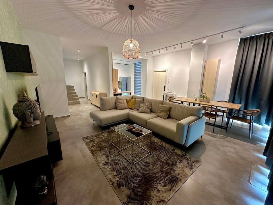 Queen’s Luxury Vila 111/A Villa in Vlorë County, Albania