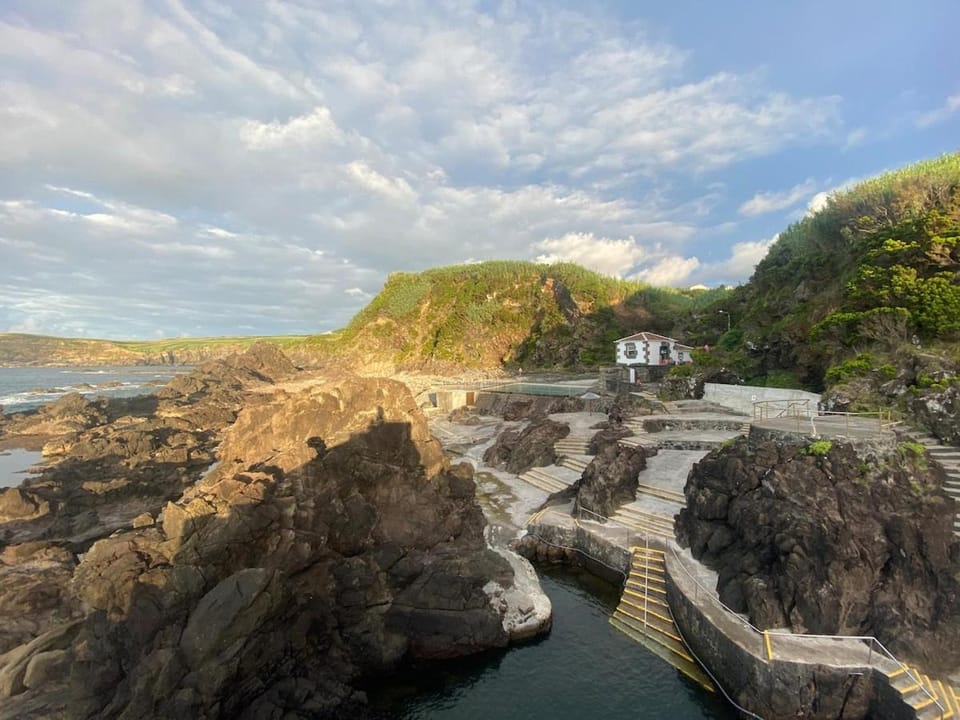 Moradia alegre com vista deslumbrante House in Azores District
