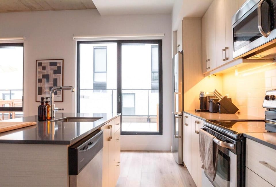 Stuning penthouse old montreal Apartment in Montreal