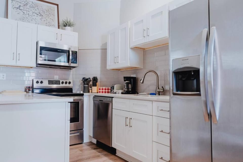 Kitchen or kitchenette, oven, stove, toaster