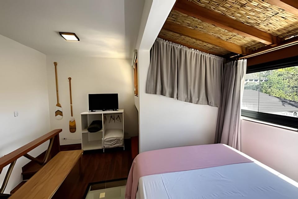 Vila Saíra, chalé Rosa, 50m da praia Apartment in Ilhabela