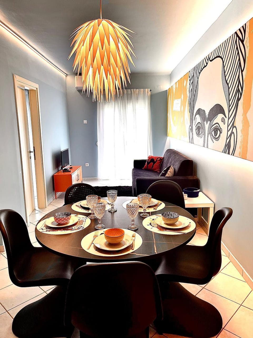 Living room, Seating area, Dining area