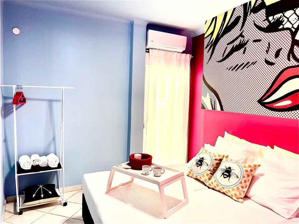 Bed, Photo of the whole room, Bedroom, air conditioner