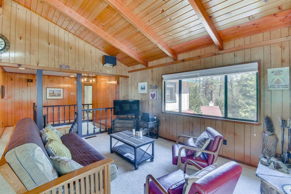 Cozy Cabin in Pine Mountain Lake Near Yosemite! Cabin in Groveland