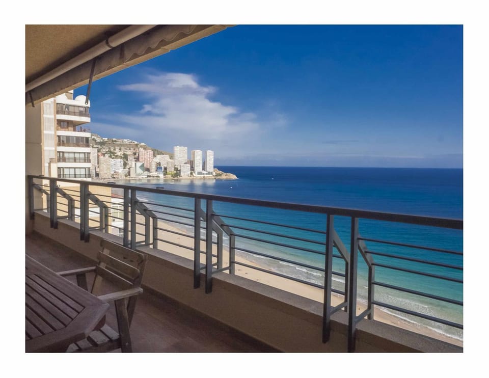 Primera linea Playa Levante Jazmines 17 Apartment in Benidorm