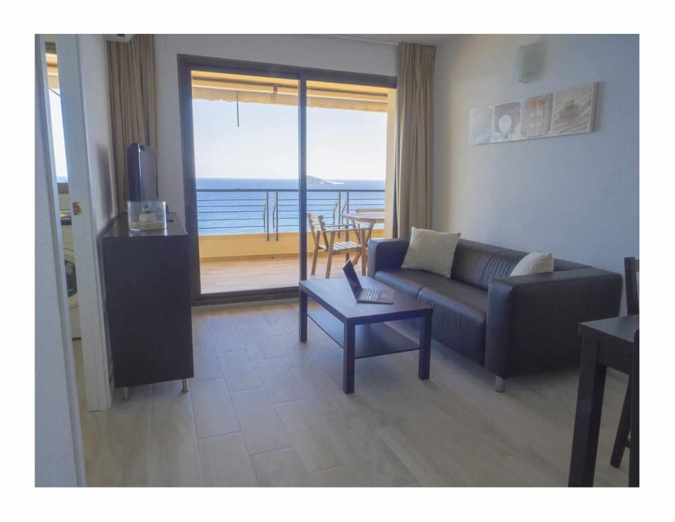 Primera linea Playa Levante Jazmines 17 Apartment in Benidorm