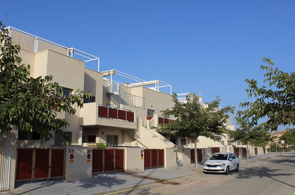 Property building, Street view
