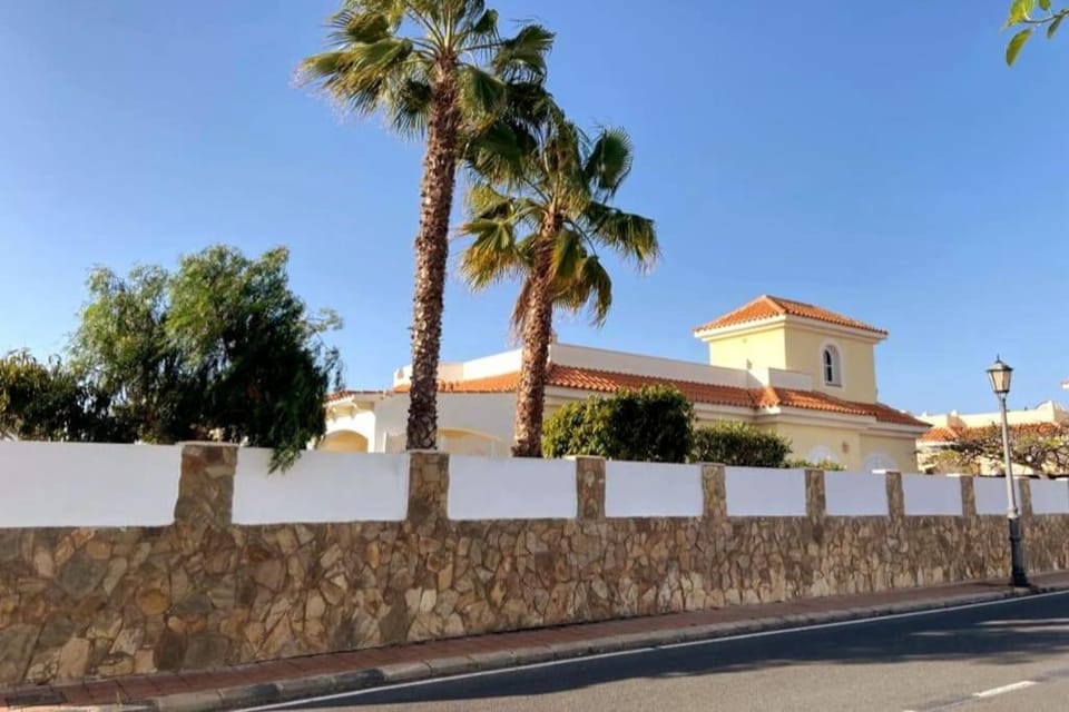 Oasis Golf Villa Villa in Maxorata