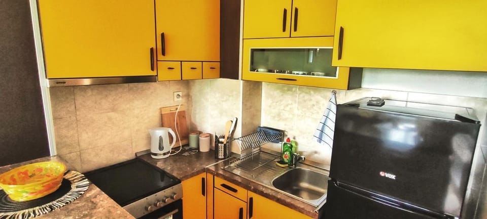 Coffee/tea facilities, Kitchen or kitchenette, pet friendly, stove
