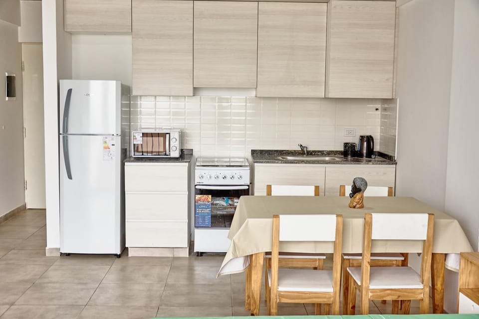Kitchen or kitchenette, oven