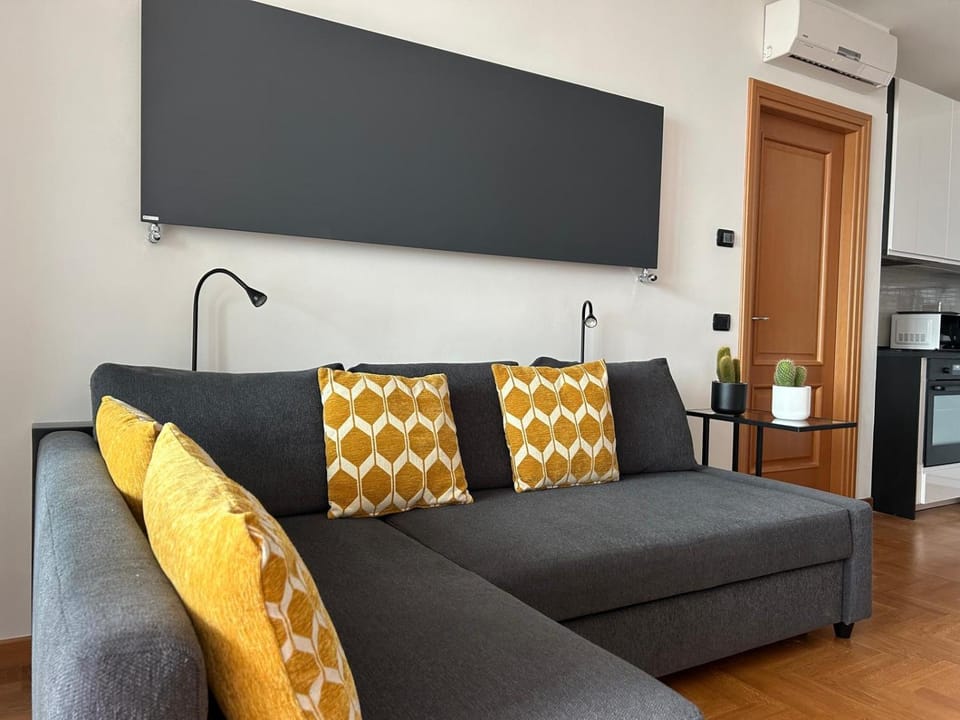 Living room, air conditioner