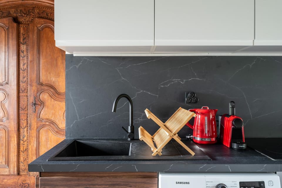 Coffee/tea facilities, Kitchen or kitchenette