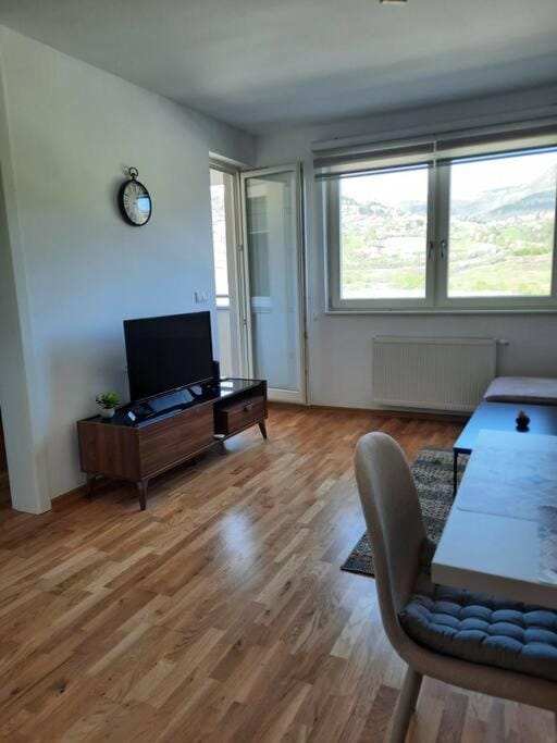 DAMEJ Apartment, Free Garage parking Apartment in Sarajevo
