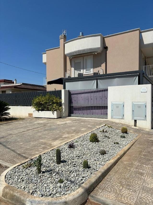 Property building, Parking