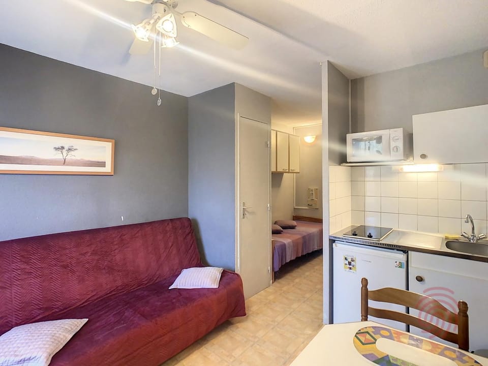 Studio Charmant à Lamalou-les-Bains, Balcon, Wifi, Proche Thermes et Nature - FR-1-451-208 Apartment in Occitanie