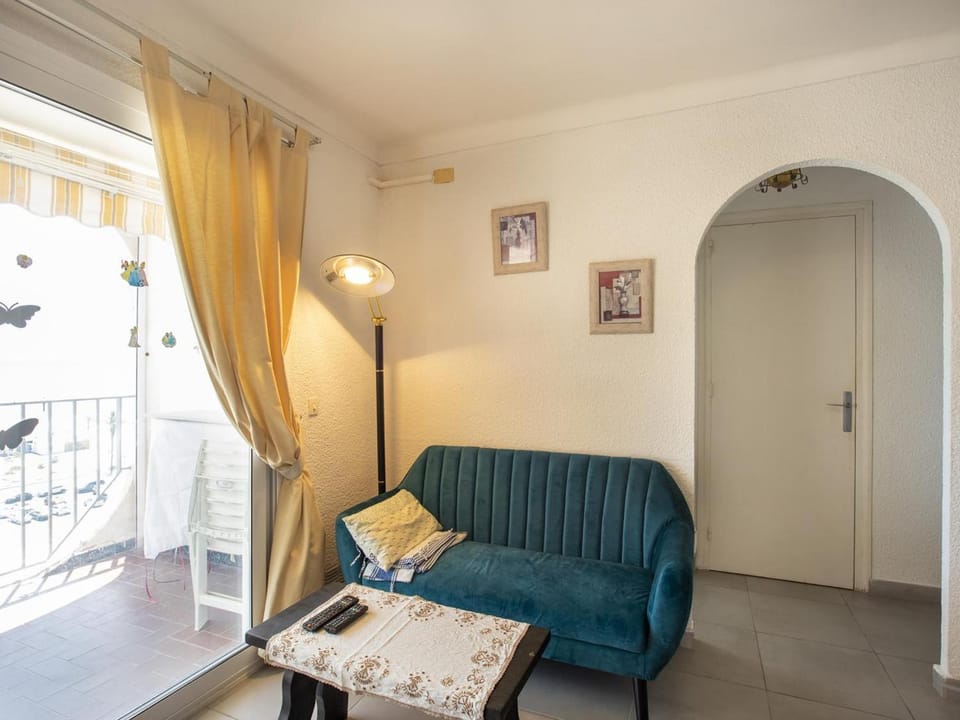Apartamento de 2 Habitaciones con Aire Acondicionado cerca de la Playa - HISP-288-40 Apartment in Alt Empordà