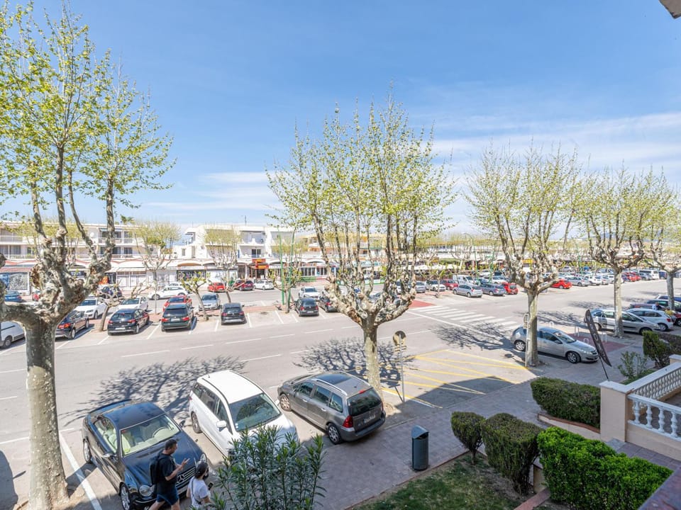 Apartamento acogedor con piscina, internet y aire acondicionado en Empuriabrava - HISP-288-41 Apartment in Alt Empordà