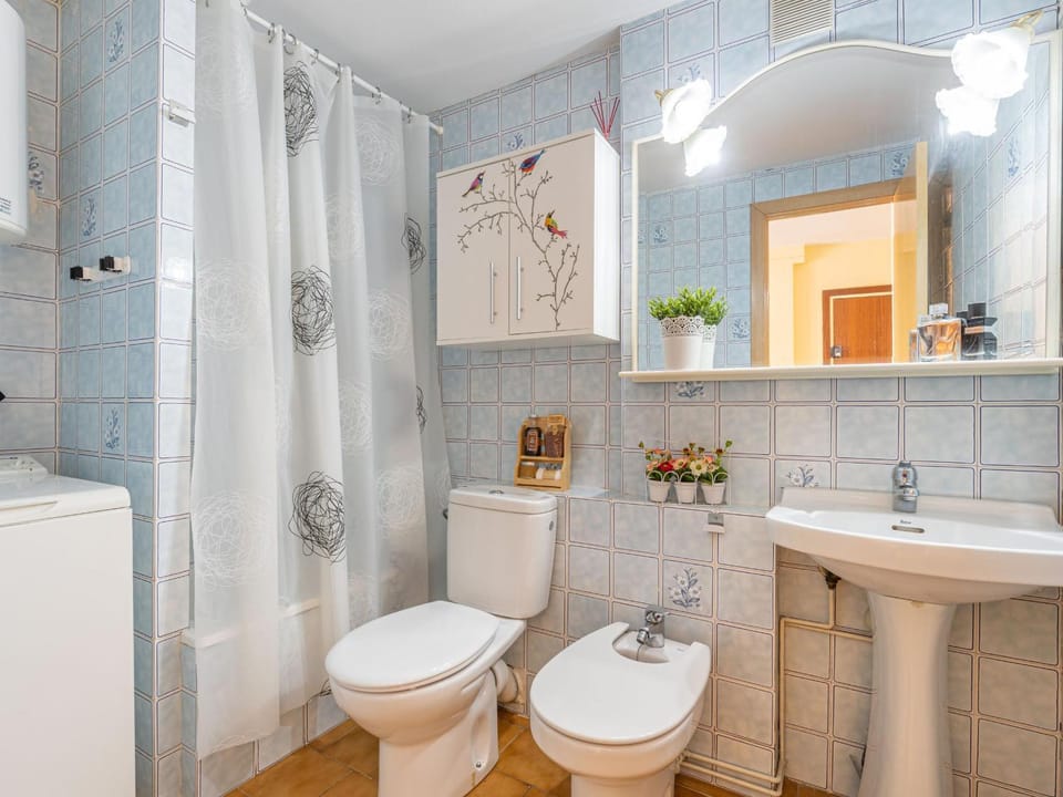 Apartamento acogedor con piscina, internet y aire acondicionado en Empuriabrava - HISP-288-41 Apartment in Alt Empordà