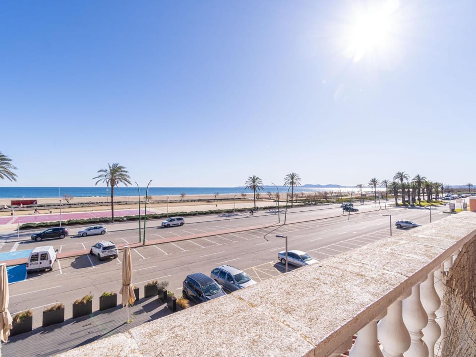 Apartamento de 3 Dormitorios Vista al Mar - HISP-288-54 Apartment in Alt Empordà