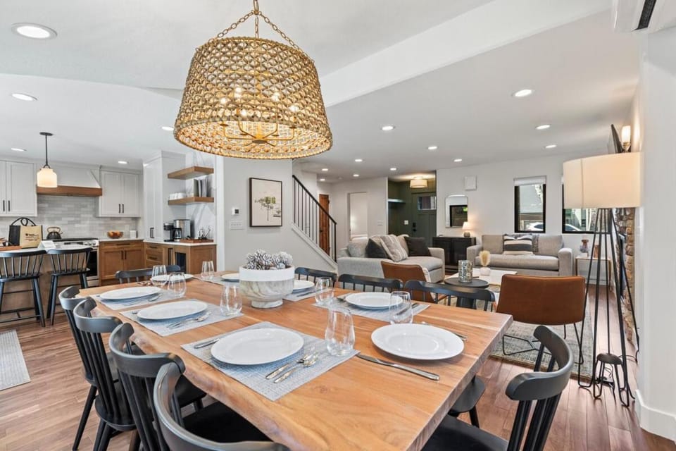 Canyons Resort Cabriolet Hideout - Newly Renovated 2024! - Park City House in Wasatch County