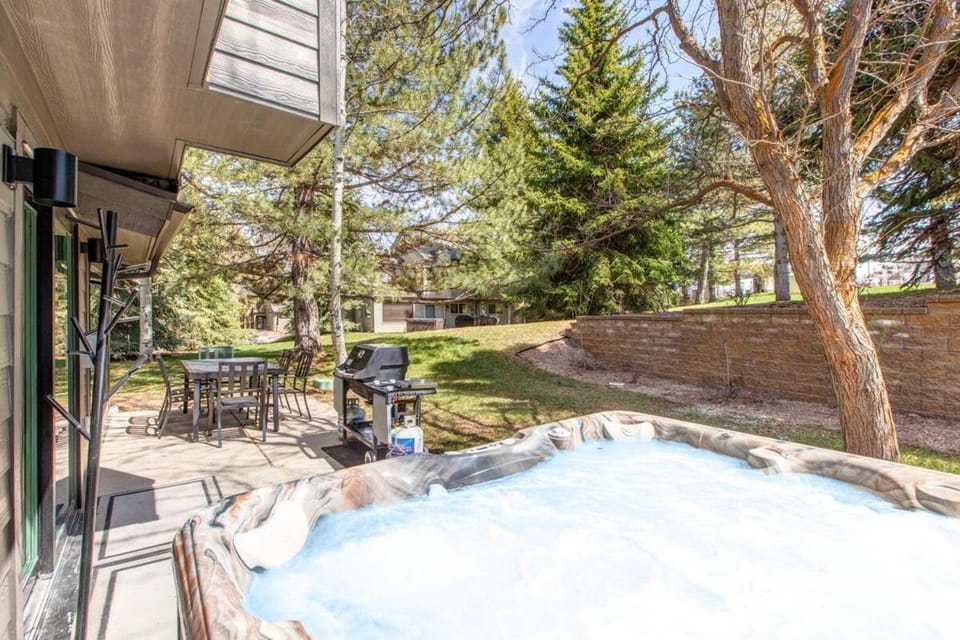 Canyons Resort Cabriolet Hideout - Newly Renovated 2024! - Park City House in Wasatch County